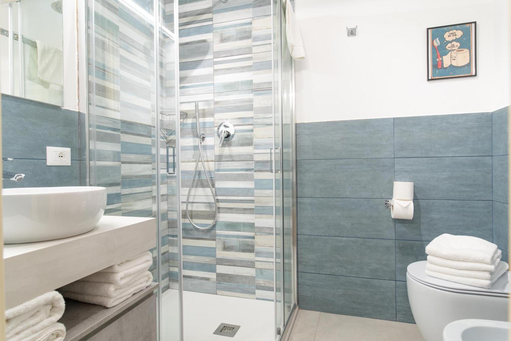 The Happyhouse, No Lift By Happyhostorino Apartment Bagian luar foto
