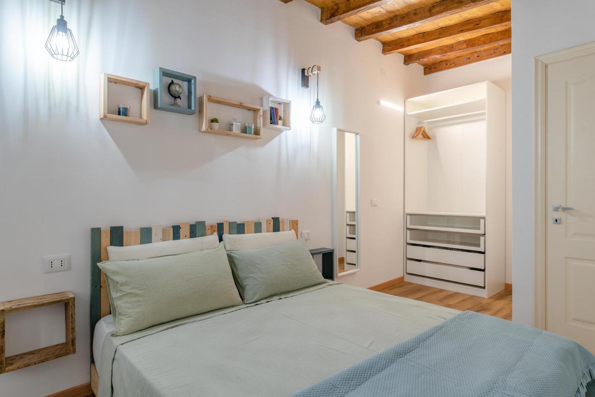 The Happyhouse, No Lift By Happyhostorino Apartment Bagian luar foto