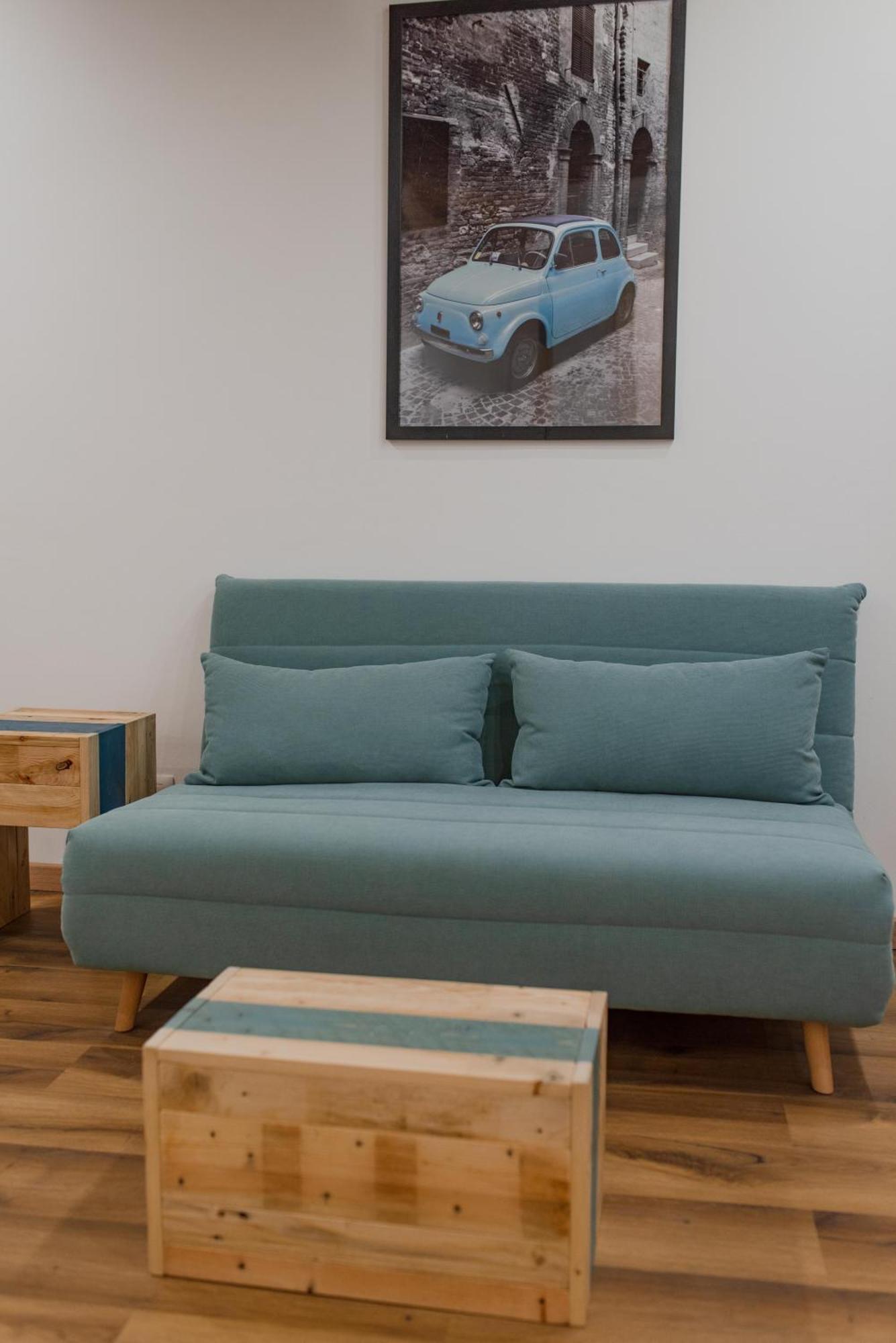 The Happyhouse, No Lift By Happyhostorino Apartment Bagian luar foto