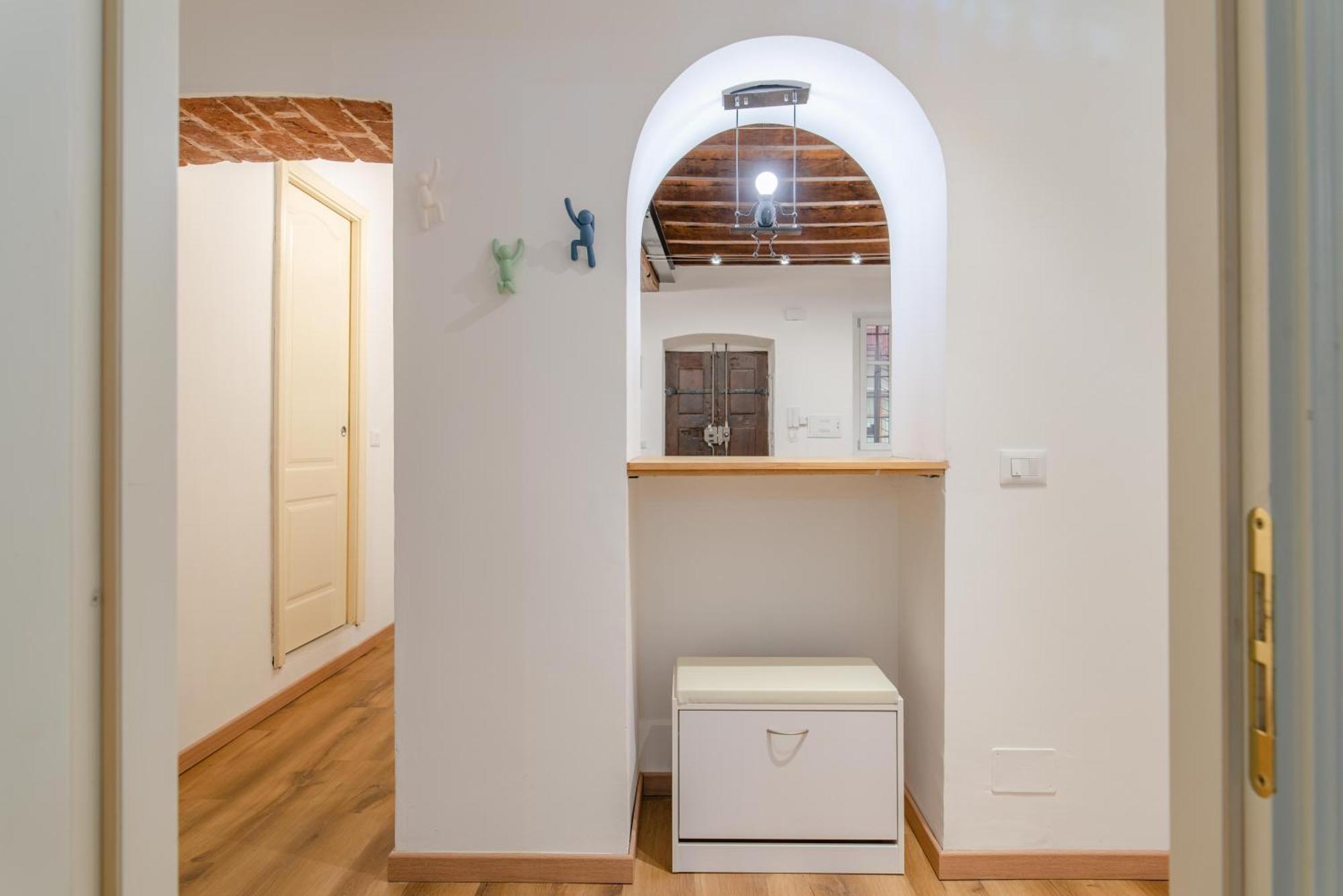 The Happyhouse, No Lift By Happyhostorino Apartment Bagian luar foto